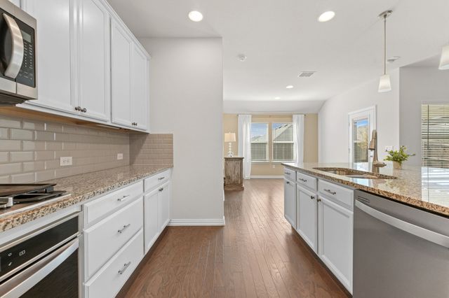 9705 Creekmere Drive, Denton, TX 76226