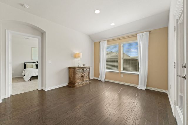 9705 Creekmere Drive, Denton, TX 76226