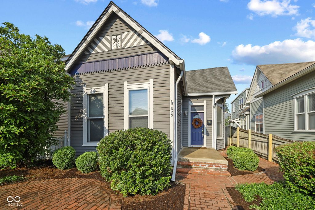 820 N California Street, Indianapolis, IN 46202