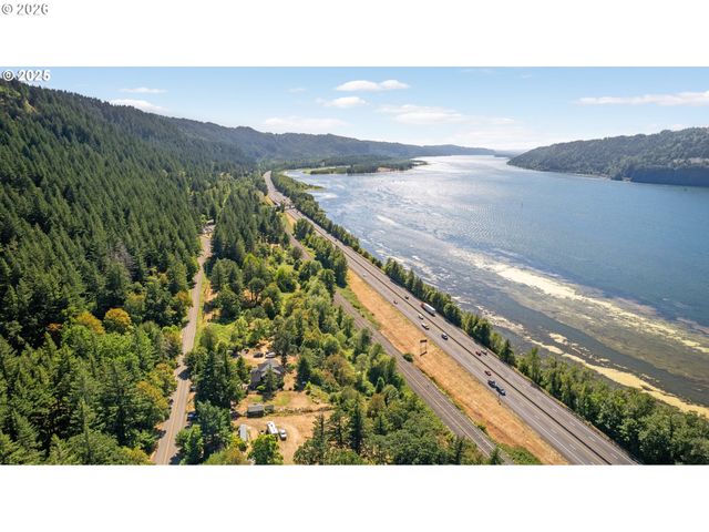 48025 E HISTORIC COLUMBIA RI Hwy, Corbett, OR 97019
