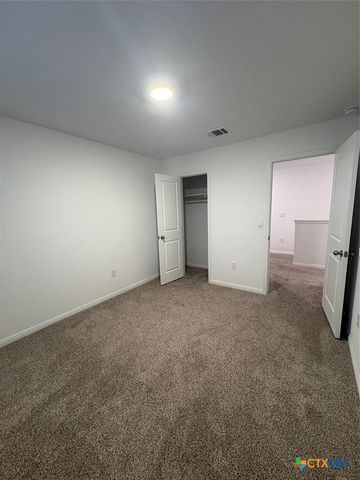 417 Lake Sweetwater Lane, Buda, TX 78610