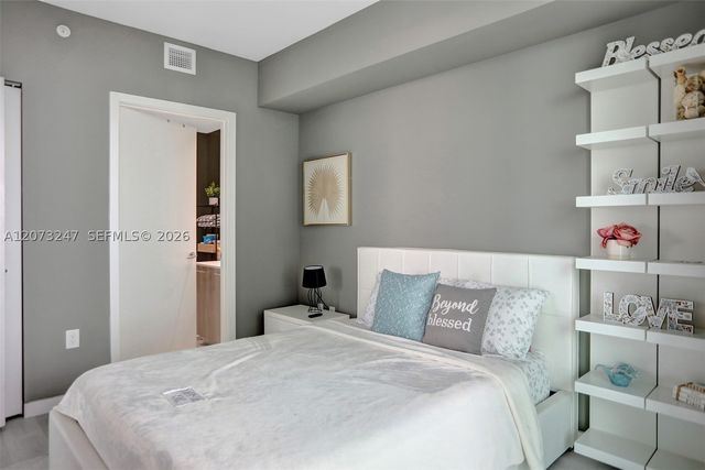 501 NE 31st St 3706, Miami, FL 33137