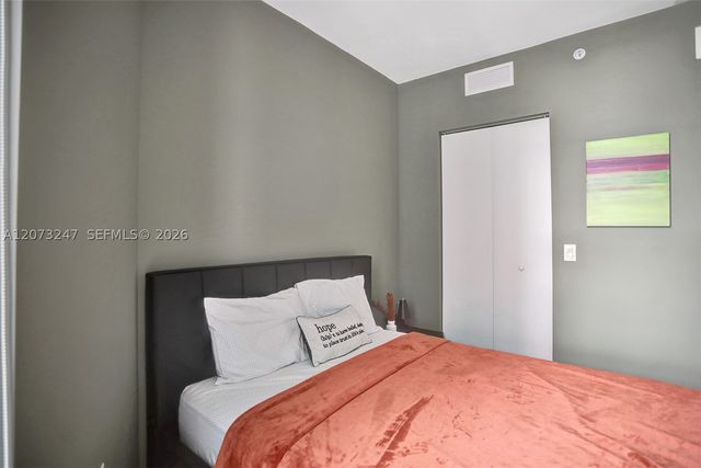 501 NE 31st St 3706, Miami, FL 33137