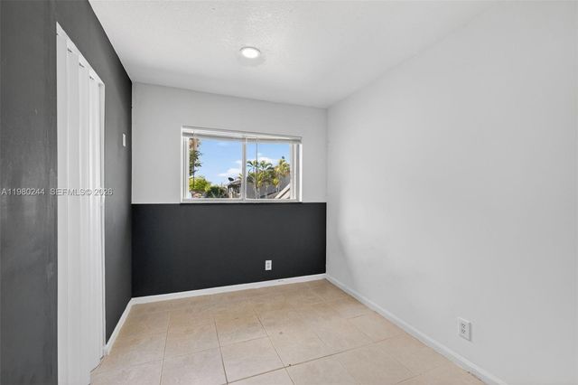 5843 Woodlands Blvd, Tamarac, FL 33319