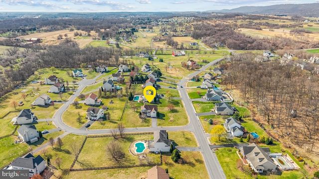 14 PRUNE LN, Martinsburg, WV 25403