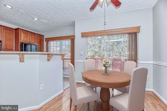 4037 KIMBERLEY GLEN CT, Chantilly, VA 20151