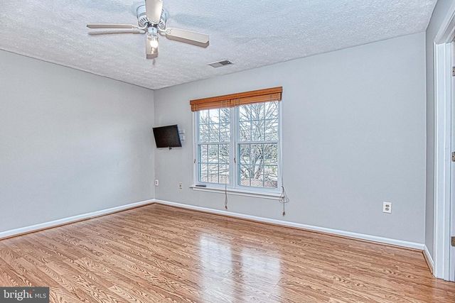 4037 KIMBERLEY GLEN CT, Chantilly, VA 20151