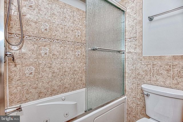 4037 KIMBERLEY GLEN CT, Chantilly, VA 20151