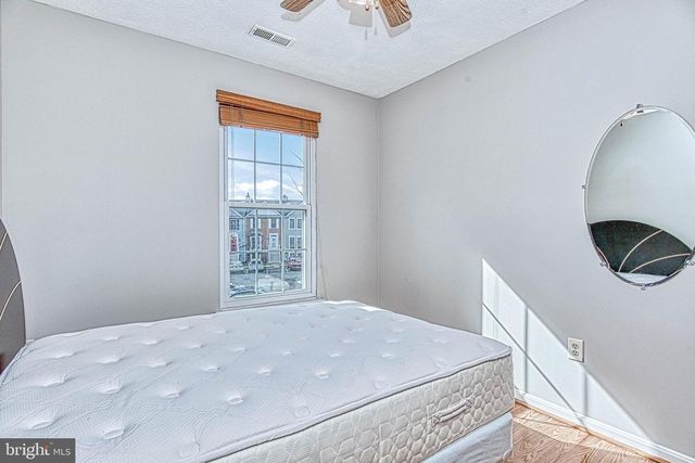 4037 KIMBERLEY GLEN CT, Chantilly, VA 20151