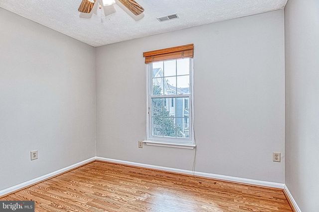 4037 KIMBERLEY GLEN CT, Chantilly, VA 20151