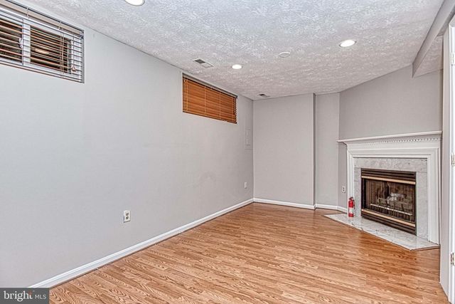 4037 KIMBERLEY GLEN CT, Chantilly, VA 20151