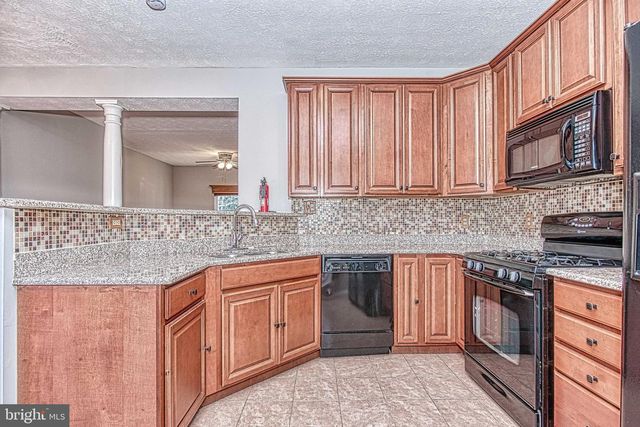 4037 KIMBERLEY GLEN CT, Chantilly, VA 20151