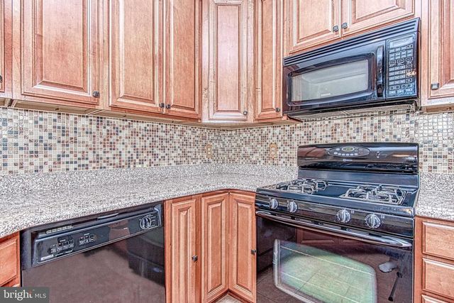 4037 KIMBERLEY GLEN CT, Chantilly, VA 20151