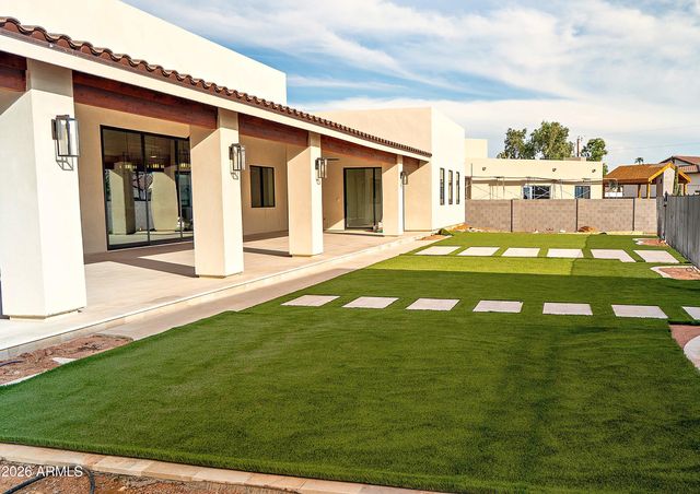 13202 N 76th Place, Scottsdale, AZ 85260