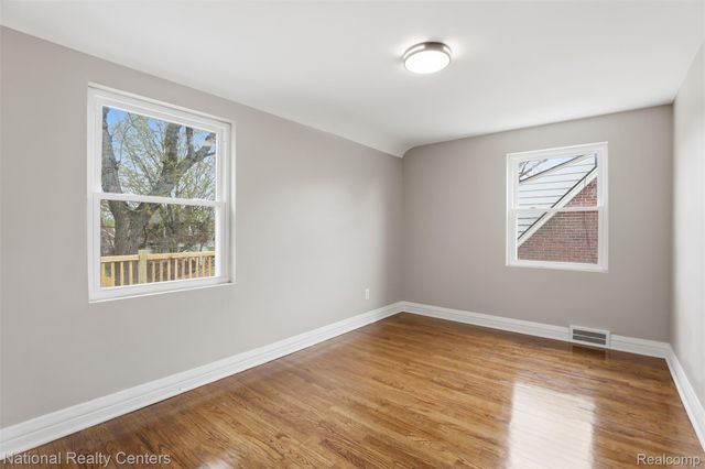 15422 Gilchrist Street, Detroit, MI 48227