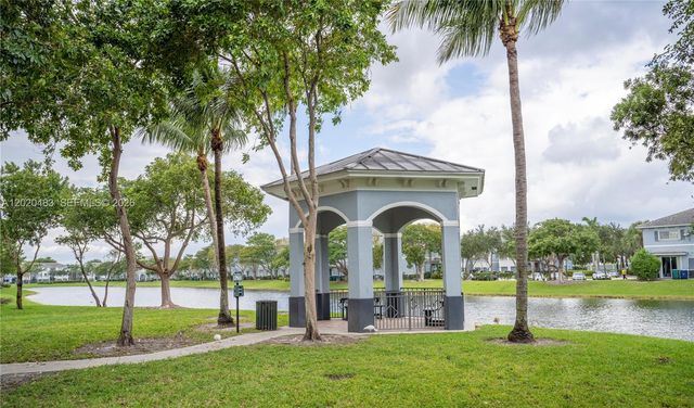1415 NW 34th Way, Lauderhill, FL 33311