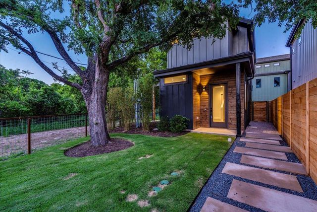 1713 E M Franklin Ave 2, Austin, TX 78721