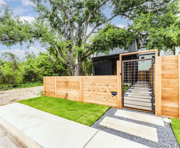 1713 E M Franklin Ave 2, Austin, TX 78721