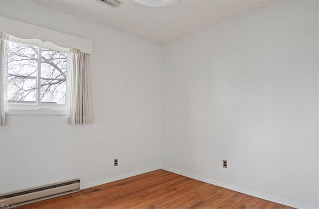 2332 Wharton CT, Norfolk, VA 23518