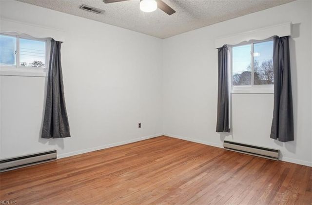 2332 Wharton CT, Norfolk, VA 23518