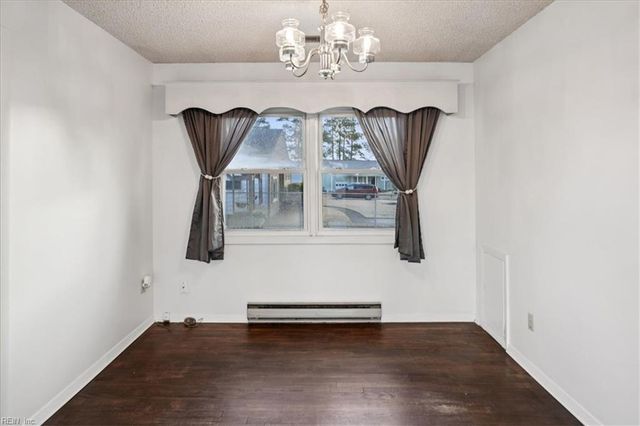 2332 Wharton CT, Norfolk, VA 23518