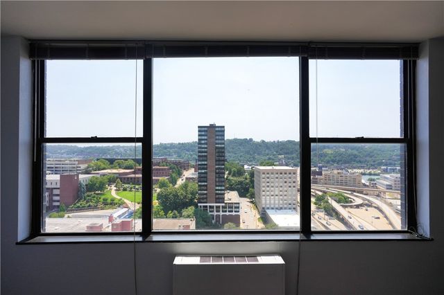 112 Washington Place 18A, Downtown Pgh, PA 15219