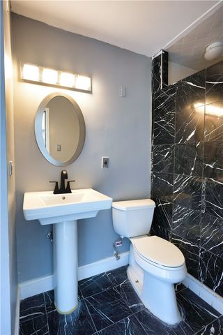 112 Washington Place 18A, Downtown Pgh, PA 15219