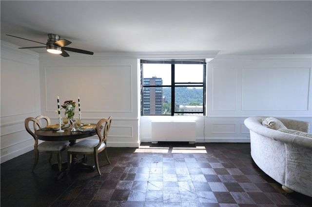 112 Washington Place 18A, Downtown Pgh, PA 15219