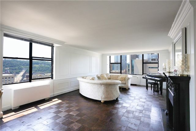 112 Washington Place 18A, Downtown Pgh, PA 15219