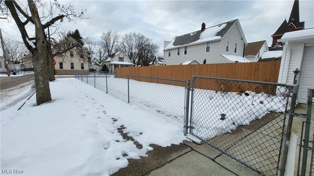 4224 W 43rd Street, Cleveland, OH 44109