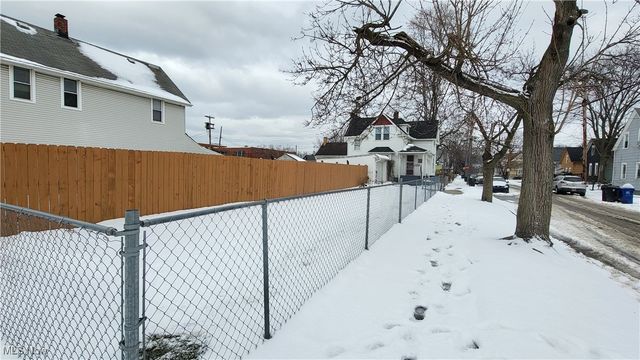 4224 W 43rd Street, Cleveland, OH 44109