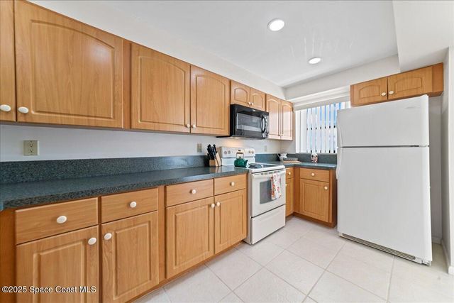 2160 N Highway A1a 202, Indialantic, FL 32903