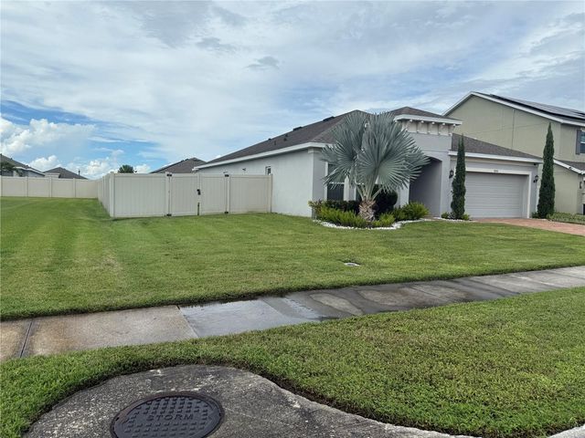2600 WADEVIEW LOOP, St Cloud, FL 34769