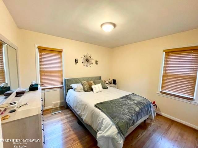 20899 Sunnydale Street, Saint Clair Shores, MI 48081