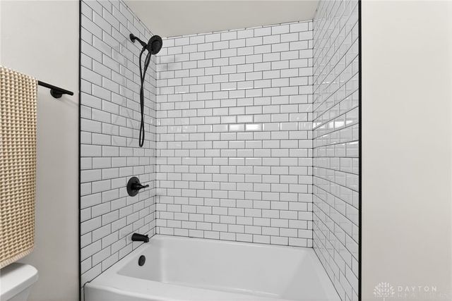 345 Valleyview Drive, Troy, OH 45373