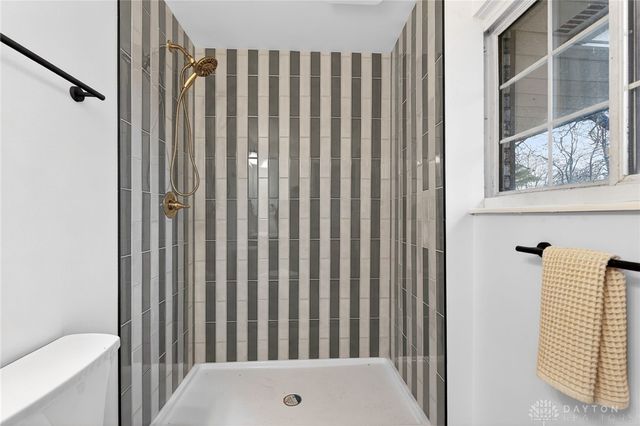 345 Valleyview Drive, Troy, OH 45373