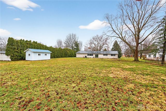 345 Valleyview Drive, Troy, OH 45373