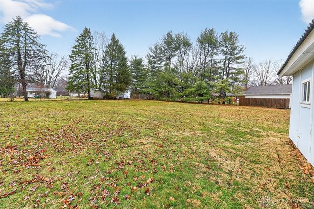 345 Valleyview Drive, Troy, OH 45373