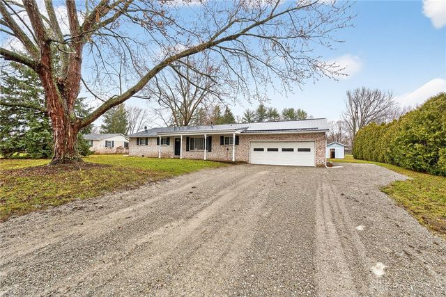 345 Valleyview Drive, Troy, OH 45373