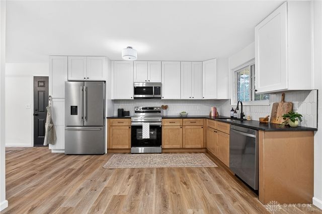 345 Valleyview Drive, Troy, OH 45373