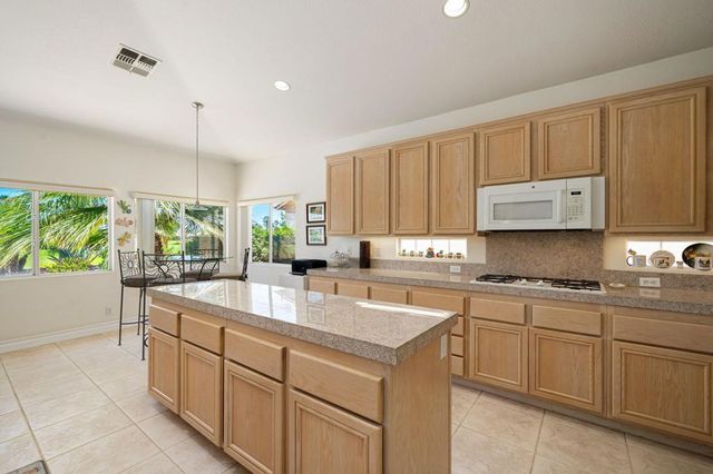 45809 Meadow Lake Drive, Indio, CA 92201