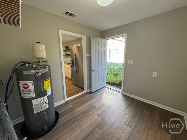 2052 E 42nd Street, Savannah, GA 31404