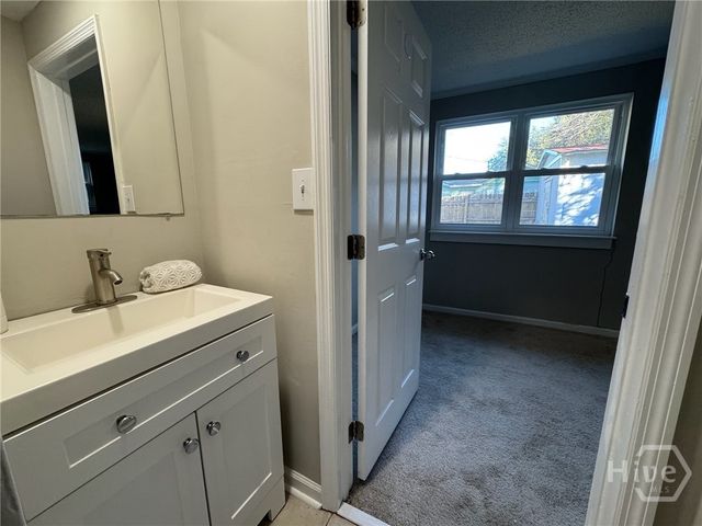 2052 E 42nd Street, Savannah, GA 31404