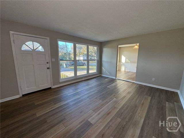 2052 E 42nd Street, Savannah, GA 31404