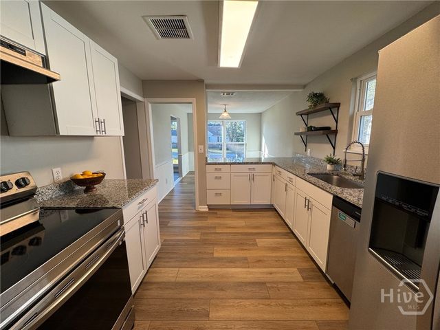 2052 E 42nd Street, Savannah, GA 31404