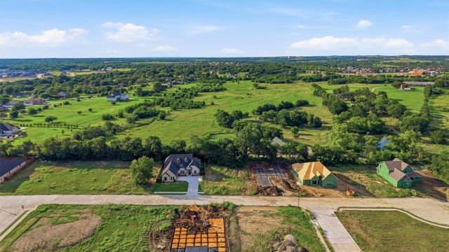 1912 Heritage Knoll Drive, Sherman, TX 75092