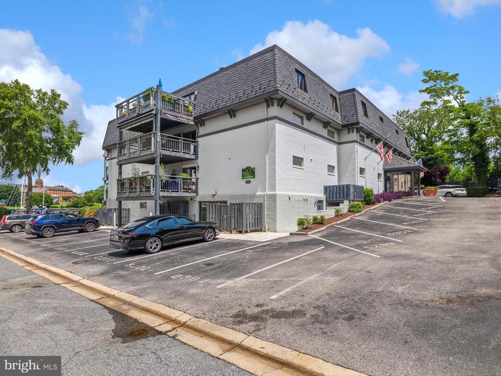 301 BURNSIDE ST #C 201, Annapolis, MD 21403