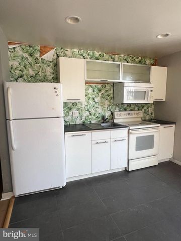 1327 N 16TH ST, Philadelphia, PA 19121
