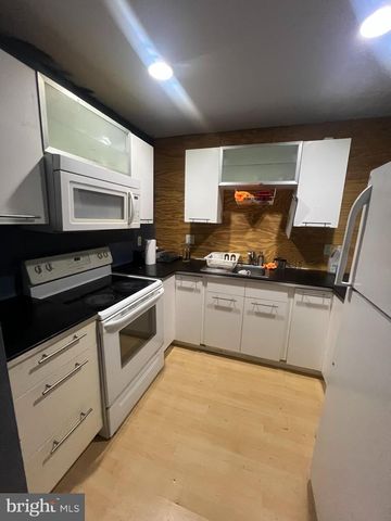1327 N 16TH ST, Philadelphia, PA 19121