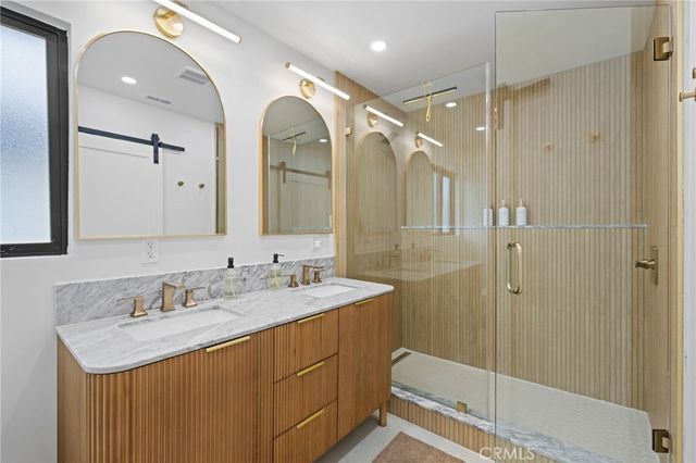 2732 Lorenzo, Costa Mesa, CA 92626